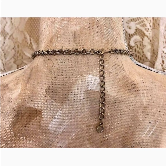 Vintage Mid Century 1960s 50s LISNER Filagree Lion Shield Necklace Pendant Chain - Picture 5 of 8